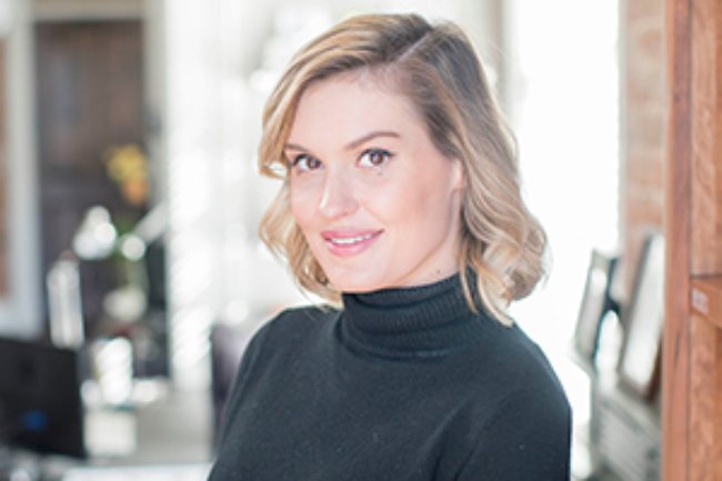 Anna Mixon