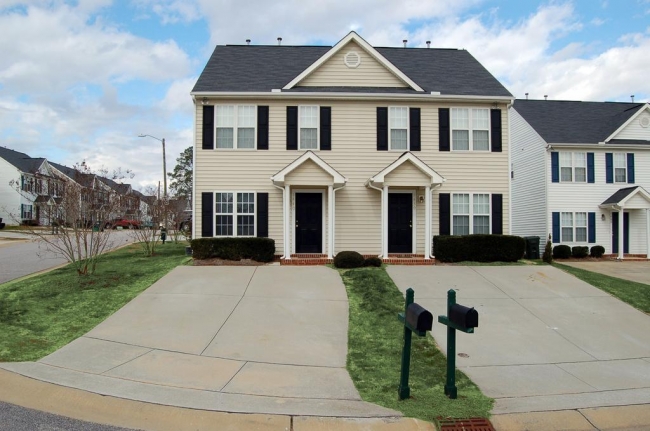 Hedingham Townhomes