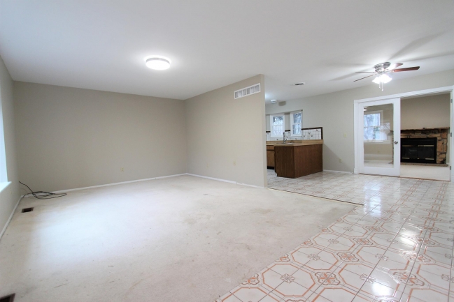 Novi MI Ranch for sale