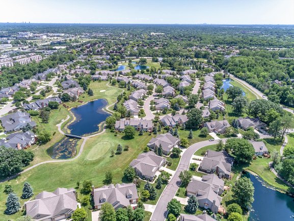 End Unit Condo for sale in Country Club Village