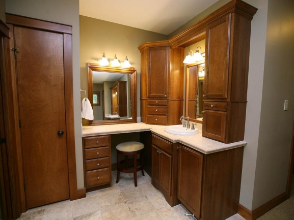 Owners Bathroom