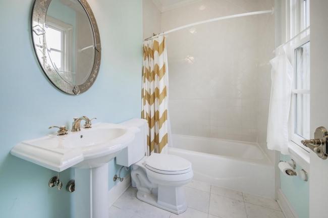 Full Bathroom Two